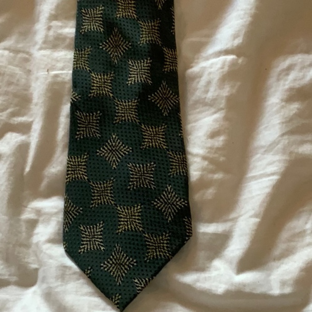 Jhang barnes tie
